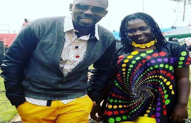 Nyota Ndogo and Ali B in jaza lorry charity item-thumbnail