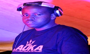 (Video) Live Mix By Deejay Mzito Of K-Krew (Watch Here) item-thumbnail