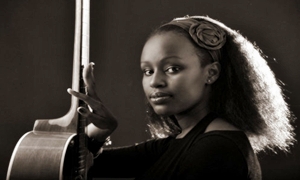 Recap ( Photos ) : Makena’s Video Shoot Najua Hutaniacha Behind The Scenes item-thumbnail