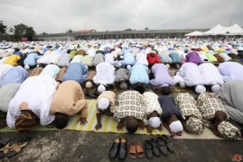 Over 20,000 Muslims Convert to Christianity (Here Is Why) item-thumbnail