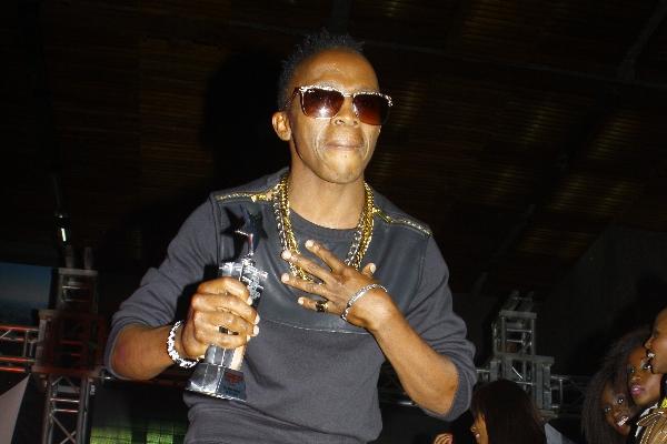 link Papa Dennis, Mwafaka 2015 Winner uliza